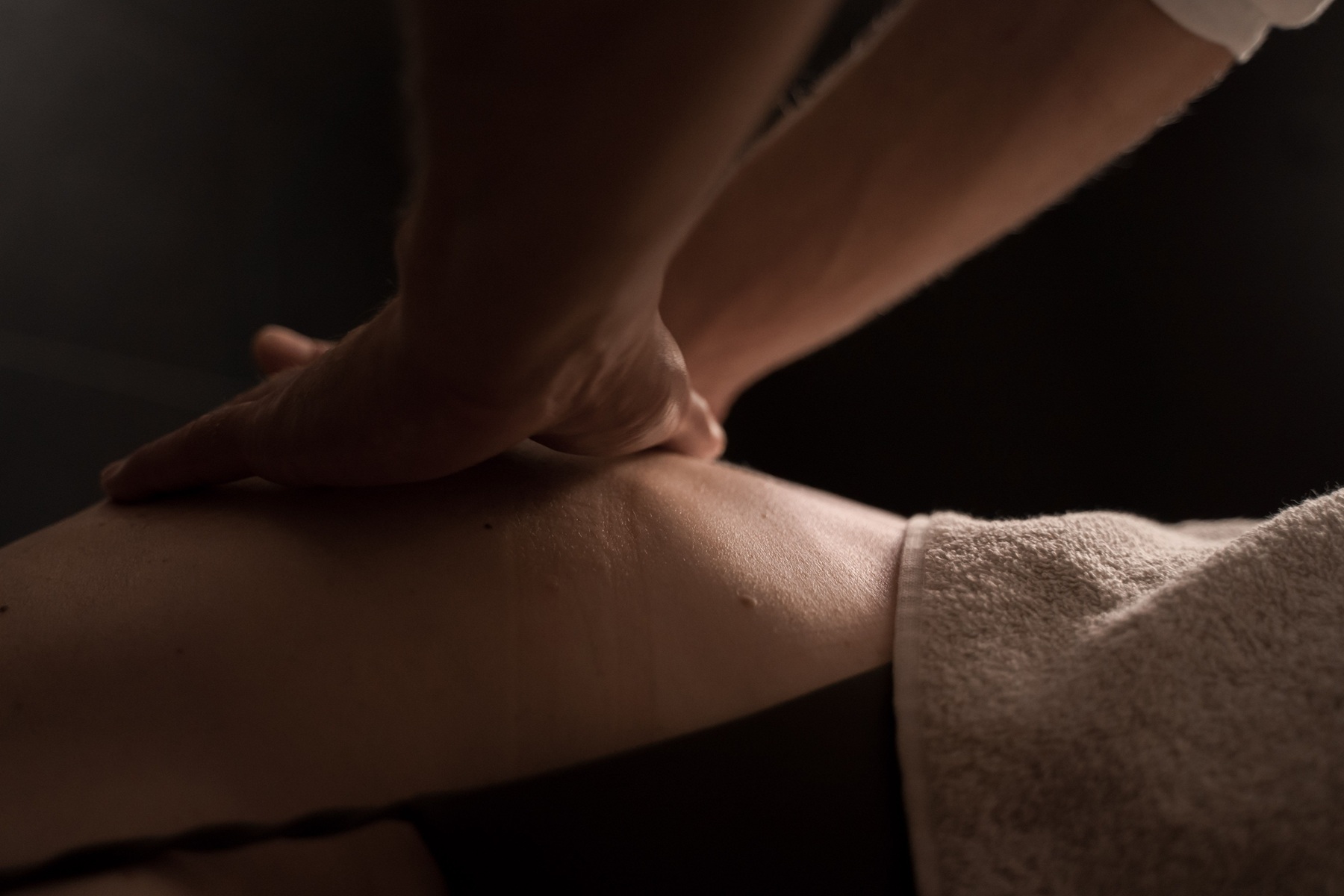 Pozytywny wpływ masażu na stres i wydzielanie hormonu stresu Pozytywny wpływ masażu na stres i wydzielanie hormonu stresu